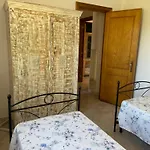 Laurus Apartament *